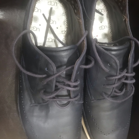 UGG shoe size 15 Men - Picture 5 of 5